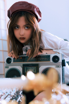 女人隐私故意给男生看